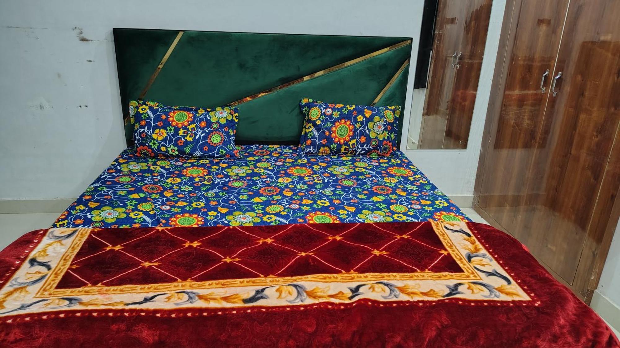 Shri Haridas Kripa Dham Ashram Vrindāvan Camera foto